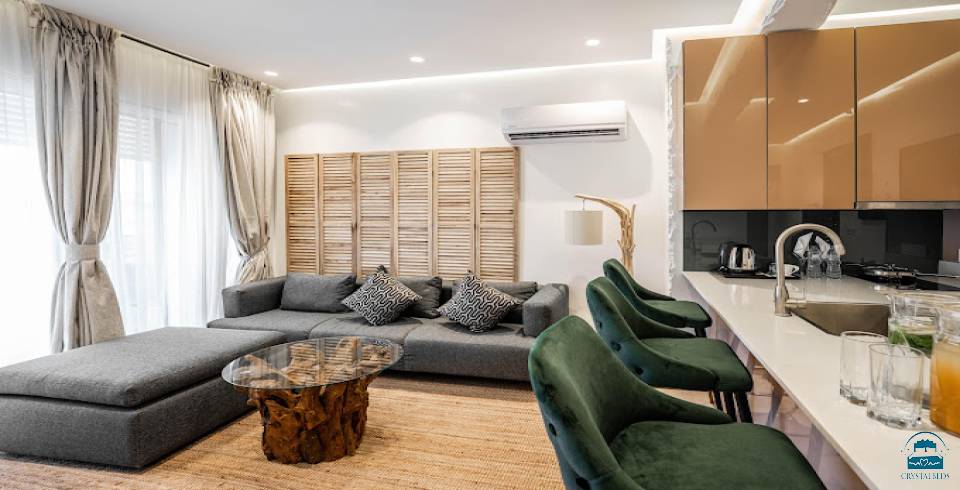  Boardroom Apartments